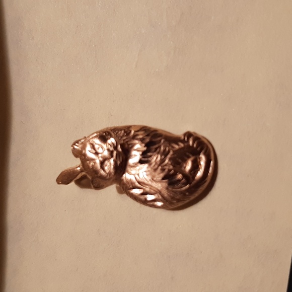 Jewelry - 14K Gold Sitting Cat Charm